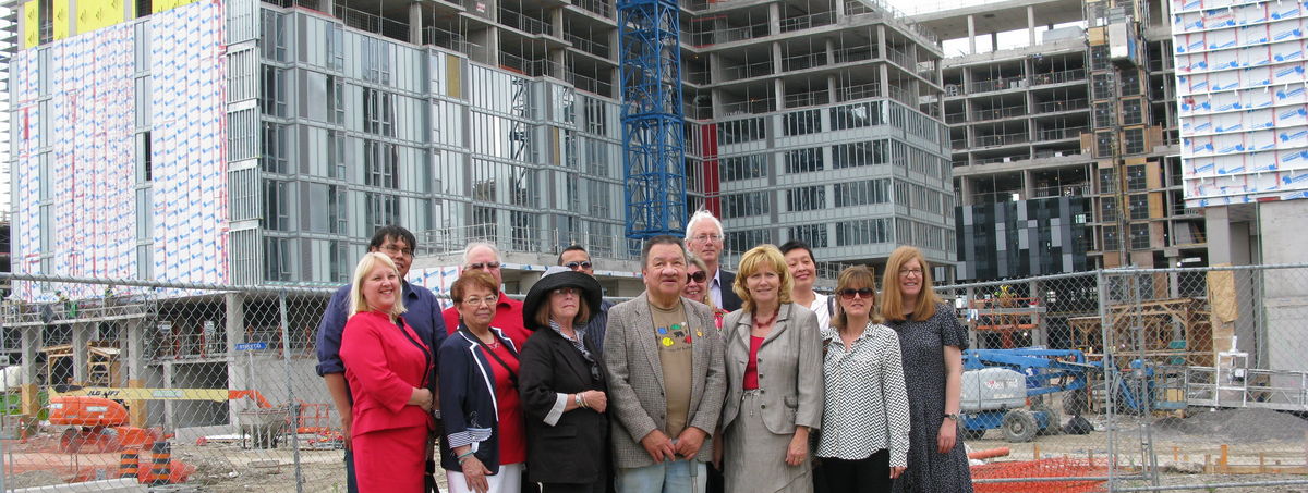 Wigwamen Board and staff at 75 Cooperage construction site