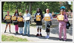 photo of 2014 scholarship winners links to photo gallery