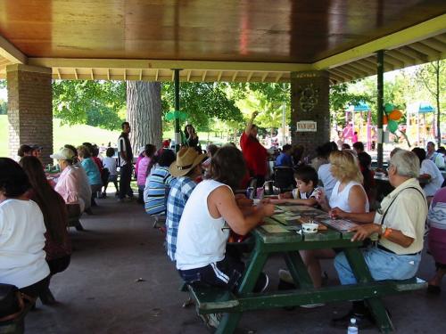 Picnic 2004 00008