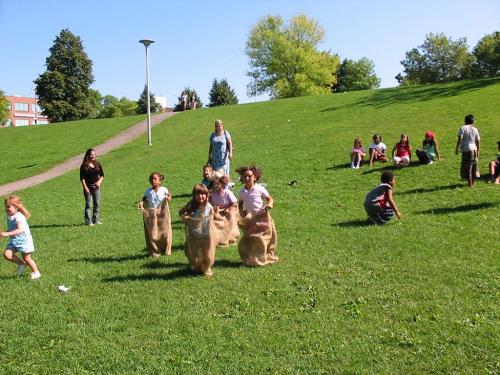 Tenant Picnic 2004