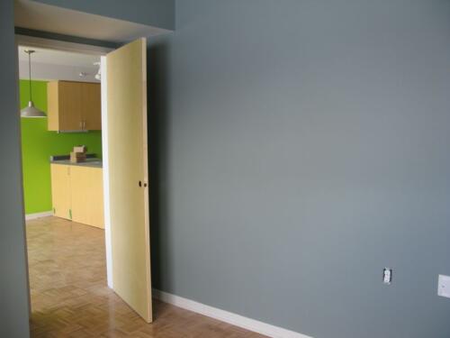 2014-01-31 bdrm-wall-colour