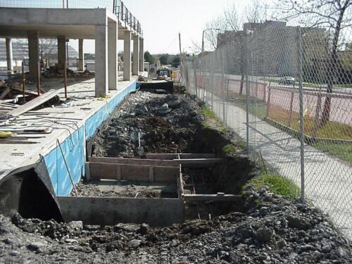 79-SouthSideLookingEast-05-06-04