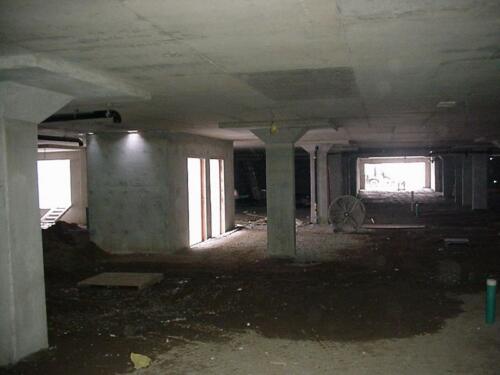 80-UndergroundGarageLookingEast-05-08-04
