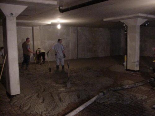 87-WorkersInUndergroundGarage-05-20-04