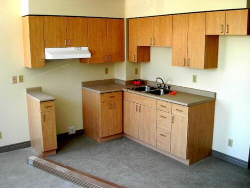 201-bachelor-kitchen-area-06-01-05