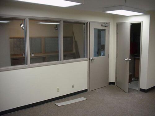 215-InsideOffice-06-07-05