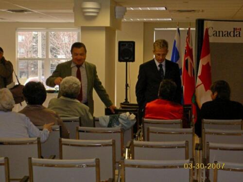 10-Bill+MinisterSolberg-chatting