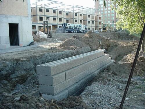117-RetainingWall-09-11-04