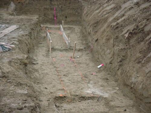 23-SiteHoleVeryCloseUp-12-10-03