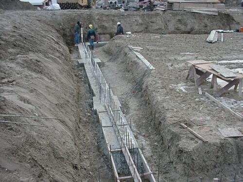 27-BeginningsOfFoundationWall-12-12-03