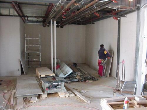 155-InstallingDrywallOffice-11-11-04
